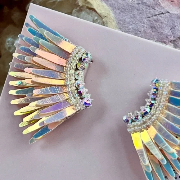 πΊπHPππΊ NWT Mignonne Gavigan Mini Madeline Earrings Sunset - Picture 5 of 16